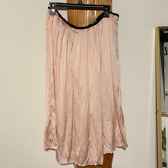 Philosophy Dresses & Skirts - Philosophy satin midi skirt